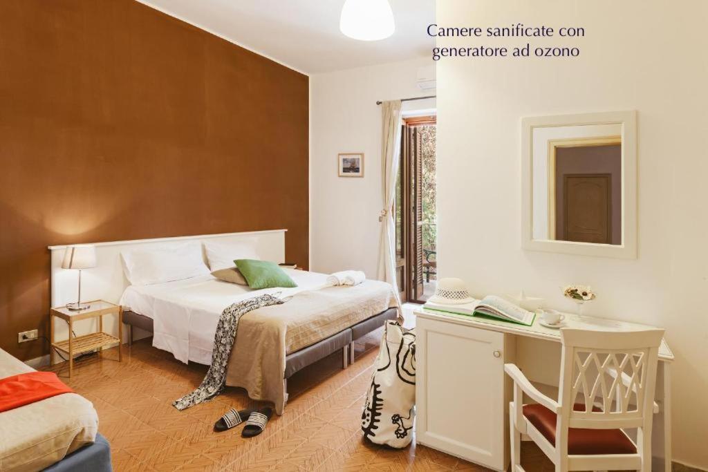 B&B Viale Dei Pini 카스텔라네타 마리나 외부 사진