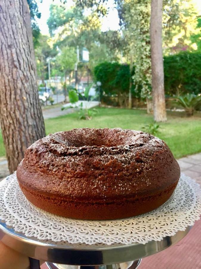 B&B Viale Dei Pini 카스텔라네타 마리나 외부 사진