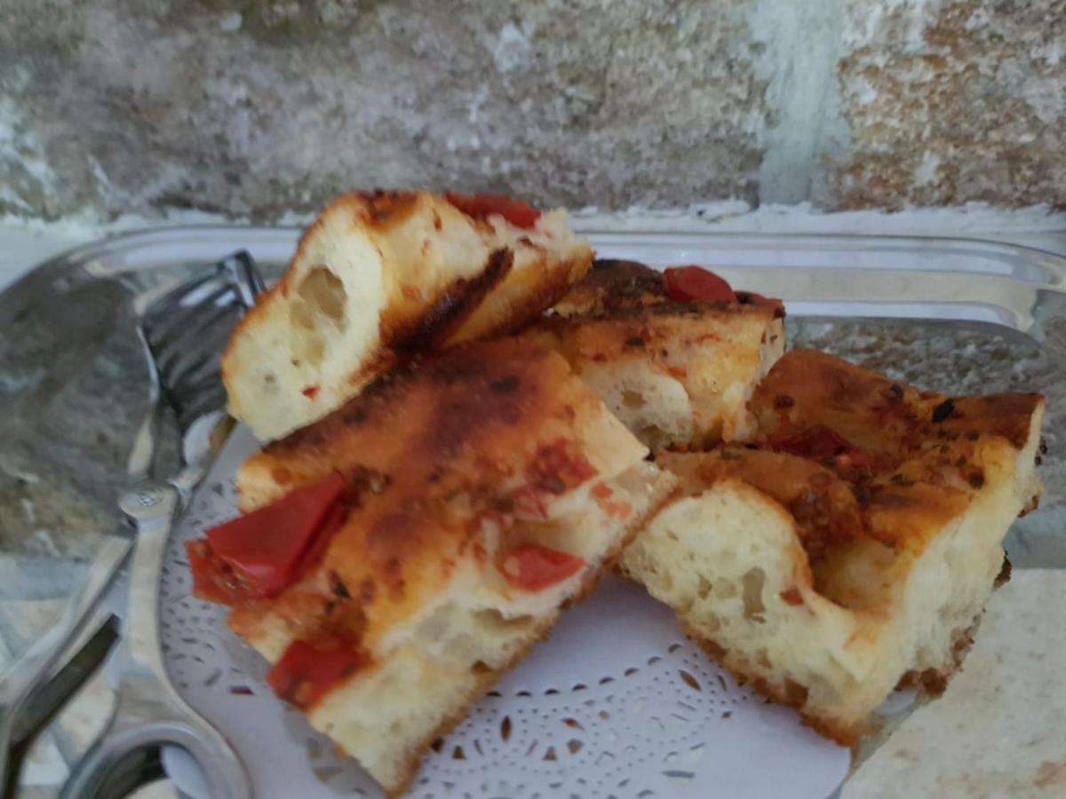 B&B Viale Dei Pini 카스텔라네타 마리나 외부 사진